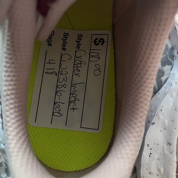 Crater Impact Nike - Picture 6 of 7